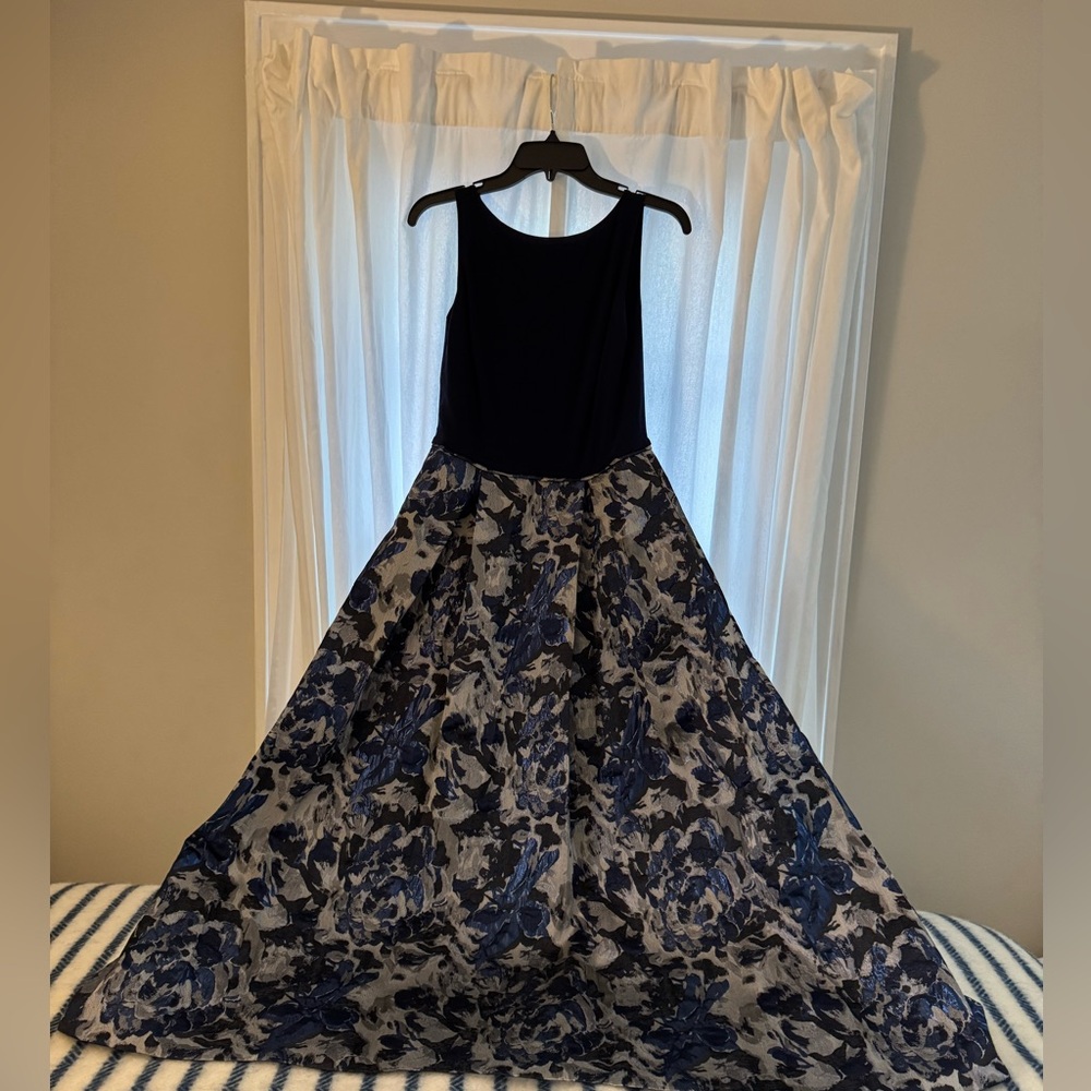 Lauren by Ralph Lauren, evening gown. Blue/silver jacquard full skirt.